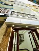 Bán Nhà Trương Định, Ô Tô Đỗ Cửa, Kinh Doanh, 42m2. 8.2 Tỷ
