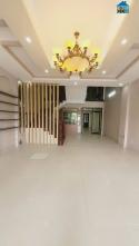 Cho thuê nhà 5 tầng mặt đường Phạm Văn Đồng, ph Thanh Bình, TP HD, 102m2, mt 6m, KD tốt