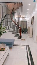 Bán Nhà Ngọc Lâm, Long Biên, Gần Bến Xe, Trường Học, Chợ, Nhà Phân Lô, Ô Tô Tránh, Full Nội Thất.