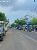 Nhà Cấp 4 Đáng để mua VÌ vị trí đẹp- giá QUÁ RẺ- Đồi diện Công viên ngay vòng xoay- có dòng tiền