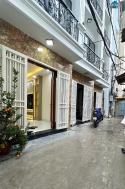 Bán nhà Nguyễn Chính-Tân Mai, 36m2 x 5T căn góc, ngõ thông, ô tô 20m. Giá 7,4 tỷ