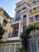 Bán nhà Mỗ Lao, ba bước ra Làng Việt Kiều Châu Âu, ngõ thoáng sạch sẽ, ô tô vào nhà, 50m2, 12.6 tỷ