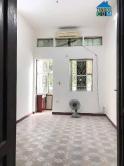 Bán nhà mặt phố Nguyễn Văn Linh, mặt tiền đẹp ngây ngất, diện tích 25 m2, mặt tiền 4, sổ đỏ...