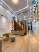 Bán căn hộ tập thể tầng 3, Trần Cung, 60m2, 3 ngủ, căn góc, ô tô vào được, 3 tỷ 100