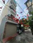 Bán Gấp Nhà Đẹp Phúc Lợi, 30m² , Ô Tô Đỗ Cổng – Gần Hồ Sen. 4.3 Tỷ!