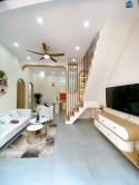 Bán Nhà HXH Quang Trung ngay Emart, 50m2, 2 lầu 3PN, 5tỷ TL 0964364745