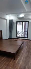 Cần Bán Nhà Phố Cổ Ngọc Lâm 34m, 5t, Khu Phân Lô, Ô Tô Đỗ Cửa, Kinh Doanh.