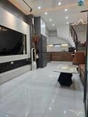 Nhà đẹp Tân Ấp, cách mặt phố 5m, nội thất sang trọng, sổ vuông chính chủ