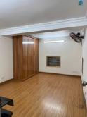 Cho thuê nhà ngõ Chùa Hưng Ký, 4 tầng x 32m2, 3 ngủ, 2 wc, 8 Triệu ở hộ gia đình
