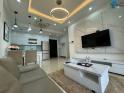 Bán 2PN - VINHOMES D'CAPITALE, Trục đẹp VIEW HỒ tòa C6 mát rượi