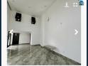 - Trung Tâm Cẩm lệ, Nhà 2,5 tầng Lê Kim Lăng, đường 7,5m lề 9m, gần lê đại hành và sân bay.