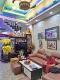 Bán Nhà Phố Đội Cấn - 5 Tầng Ở Luôn - Gần Hồ Tây