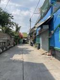 Bán Nhà Tên Lửa - Tân Tạo A - Bình Tân - Hẻm 6M - 71M2 - 5PN - 

nhỉnh 6 Tỷ