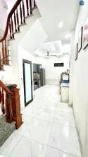 bánn nhà Khuyến Lương 40m2. 5 tầng. mặt tiền3.5m giá dẹp 7.3 tỷ Hoàng Mai Hà Nội