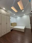 Bán Nhà Cầu Giấy 40M X Lô Góc 2 Thoáng, Ô Tô Thông, Dừng Đỗ 24/24