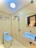 Bán Nhà Hoàng Văn Thái - TX , DT : 48m2 , Giá 9.5 Tỷ , 2 Thoáng , oto