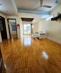 Bán Căn Hộ Chung Cư F4 Trung Kính, DT 85M - 2pn, 2vs, 2 Ban Công View Mặt Phố, Phòng Khách Rộng.