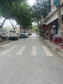 Nha Dan Xay- O To De Ngay Dem - Giao Thong Thuan Tien