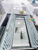 Gấp Gấp- Nhà Đẹp- Quận 4-40m2- Nhỉnh 5 Tỷ
