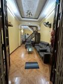 Cho thuê nhà nguyên căn ngõ 318 La Thành, Hào Nam, Đống Đa 38m x 4T, 5 ngủ giá 12 triệu