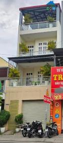 Bán nhà mặt tiền bến Bình Đông ngang 5.5m chỉ 10 tỷ