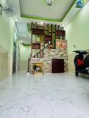 nhà Đẹp Chính Chủ 1 Đời - Nở Hậu Tài Lộc - 2 Tầng 45M2 Hoàn Công Đủ - Lưu Hữu Phước - Hẻm Xe...