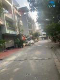 68M2 Tặng Nhà C4, Phân Lô, Vỉa Hè Rộng, Kinh Doanh, Ở Sướng, Ngay Cổng Chào Hoài Đức