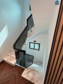 Bán nhà Đẹp Thang máy, 472 Lạc Long Quân, 75m2 x 6T x MT 5m, Gần phố, Oto đỗ cửa, 6 ngủ, hướng ĐN