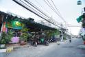 Bán nhà cũ Lô góc Phú Thượng, 240m2 x MT 18m, Sổ vuông vắn, Ngõ thông 3 oto tránh, Vài bước ra Phố