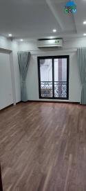 Bán nhàd đẹp Ngọc Lâm full đồ -35m - 5 tầng -ô tô- kinh doanh nhỉnh 8 tỷ