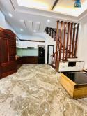 Bán nhà Nguyễn Sơn- lô góc oto dỗ cửa -full nội thất mặt tiền rộng nhỉnh 8 tỷ(thương lượng)