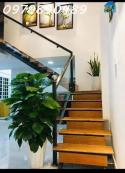 Cần bán nhà mặt tiền Nguyễn Chí Thanh - Hải Châu, 82 m2, 3 tầng, giá hơn 8 tỷ