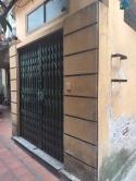 Bán nhà phố Hàn Thuyên - sát phố cổ, cách mặt phố 20m - lô góc chỉ 250tr/m2