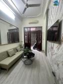 nhà nguyên căn ngõ phố Nguyễn Đức Cảnh, 8tr/tháng. 4 tầng, 22m²/tầng, 2 ngủ, 3 VS.