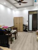 Cho thuê nhà ngõ 532 Bạch Đằng, Hai Bà Trưng 45m x 5T, MT 6M giá 17TR, ô tô cất trong nhà