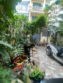 Bán Nhà Phố Hồng Tiến – 183m², 7 Tầng, Có Thang Máy – Giá Hơn 40 Tỷ, Sân Vườn Tiểu Cảnh