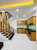 Cổ Nhuế- 31M2 - Mặt Tiền 5.5m – 5 Tầng - 6.9 Tỷ- Oto Đỗ Sát Nhà- Ở Ngay !!!
