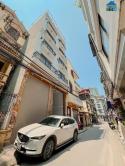 Phố Hoàng Quốc Việt- Chỉ 9 Tỷ- Lô Góc - Ô Tô Tránh - Thang Máy