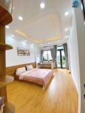 SIÊU PHẨM GÒ VẤP - 3 TẦNG - HẺM XE TẢI - VÀO Ở NGAY
