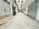Phố Nguyễn Khánh Toàn, Nhà Đẹp Phân Lô, 2 Thoáng, Ô Tô Đỗ Cửa – 4t, 46m2, Nhỉnh 10 Tỷ.