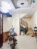 Cho thuê nhà Nguyễn Đức Cảnh, 4 tầng x 32m2, 9 Triệu rưỡi