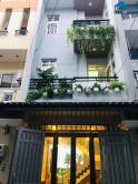 Bán nhà Trần Thái Tông Cầu Giấy Gần ĐH Quốc Gia 35m 5Tầng. Giá 7.5 Tỷ