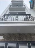 Bán Nhà Cầu Noi Bắc Từ Liêm Phân Lô Cạnh UBP Cổ Nhuế 35m 5Tầng. 6.5Tỷ