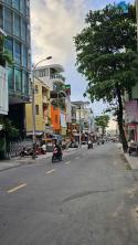 Mặt Tiền Kinh Doanh Q1 
nhỉnh 350 Triệu M2