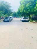 Nhà phân lô Ngoại Giao Đoàn, 2 ô tô tránh, mặt tiền khủng, thang máy, view hồ điều hoà - Đại sứ...