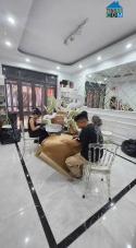 Cho thuê nhà riêng Tôn Đức Thắng, Đống Đa 100m x 4T giá 20 triệu, lô góc, ô tô, kinh doanh
