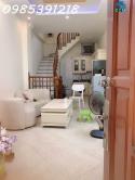 CC Bán Nhà Giáp Bát-Gần Phố- Ngõ 3 Gác Đua- 40m2-5t- Chỉ 8.6tỷ (Ctl)