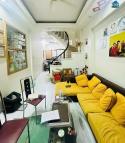 Cực Hiếm Hoàng Quốc Việt – Chưa Đến 7 Tỷ, Nhà 5 Tầng, Gần 40m2.