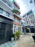 Bán Gấp Nhà Hẻm Nguyễn Thị Thập, Q7: 40m2, 2 Tầng, SH, Giá Chỉ 5.8 Tỷ