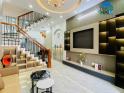 Nhà đẹp Hoàng Văn Thụ, Tân Bình – 73m² (4.5x17), 3 tầng, giá chỉ 9.9 tỷ.